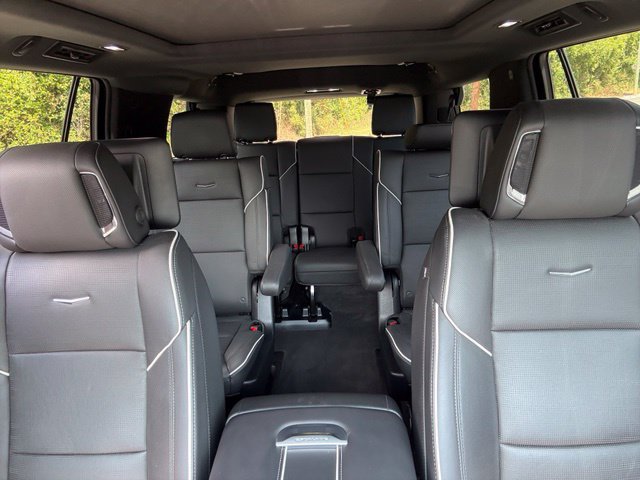 Used 2025 Cadillac Escalade Premium Luxury w/ Touring Package AWD/4WD image 35