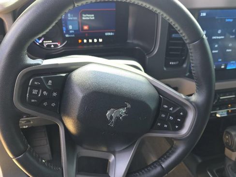 Used 2024 Ford Bronco Wildtrak image 7