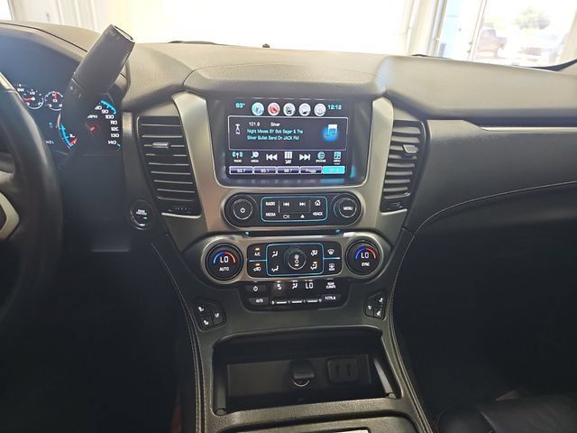 Used 2017 Chevrolet Suburban Premier AWD/4WD image 17