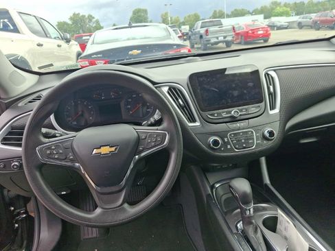 Certified 2023 Chevrolet Malibu LT FWD image 12