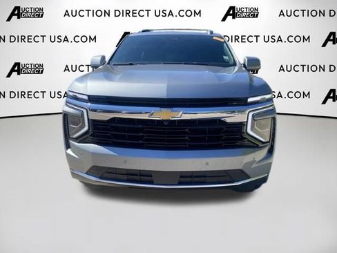 Used 2025 Chevrolet Suburban LS AWD/4WD image 9
