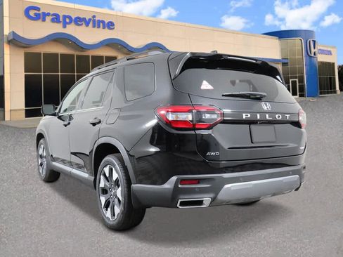 New 2026 Honda Pilot Elite image 3