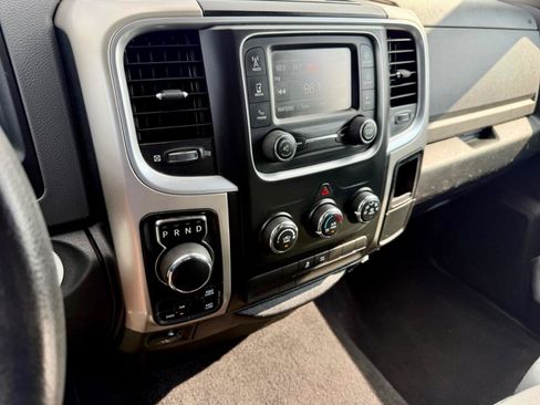 Used 2017 RAM 1500 Classic SLT AWD/4WD image 24