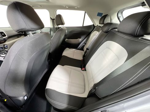Used 2024 Hyundai Venue SEL FWD image 22