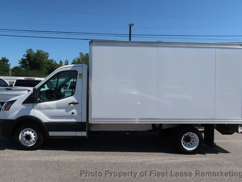 Used 2018 Ford Transit 350 156 DRW RWD image 2