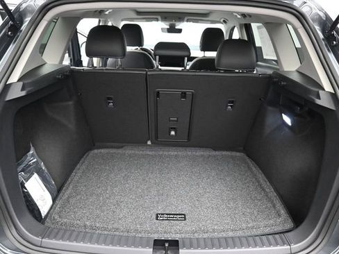 New 2026 Volkswagen Taos SE AWD/4WD image 12