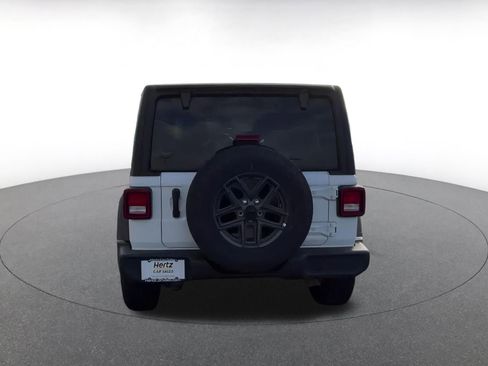 Used 2025 Jeep Wrangler Sport S image 12