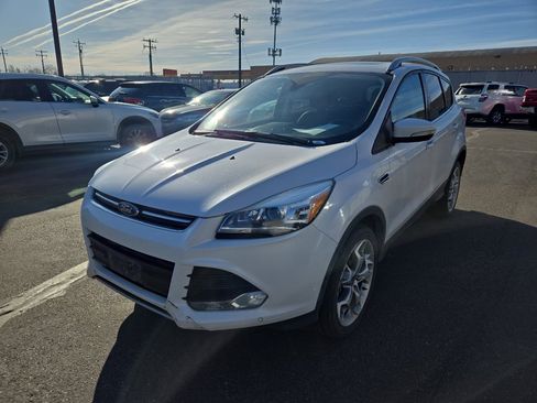 Used 2016 Ford Escape Titanium w/ Canadian Touring Package image 3
