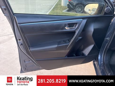 Used 2016 Toyota Corolla S Premium image 9