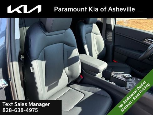 New 2026 Kia Sportage EX image 21