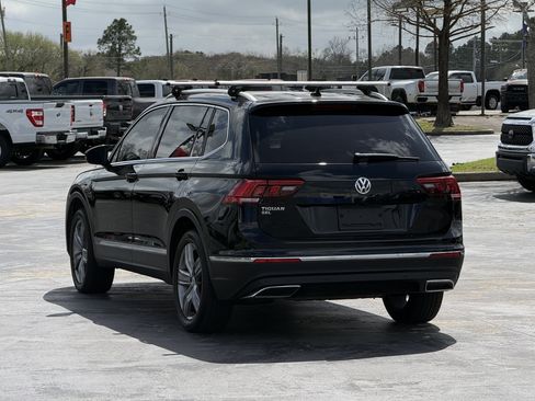 Used 2021 Volkswagen Tiguan SEL image 9