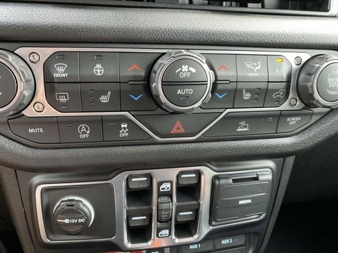 New 2026 Jeep Wrangler Unlimited Sport AWD/4WD image 11