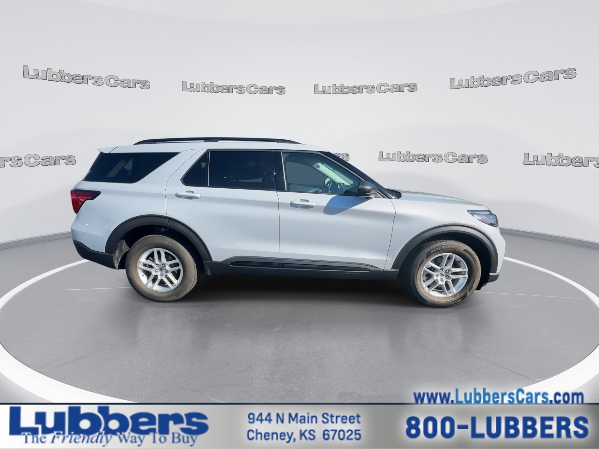 Used 2026 Ford Explorer Active AWD/4WD image 9