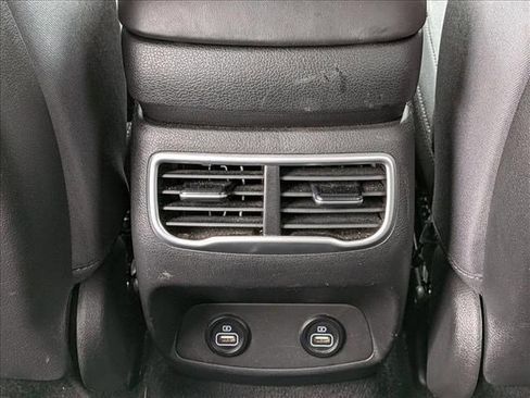 Used 2023 Hyundai Santa Fe SEL image 17