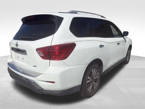 Used 2017 Nissan Pathfinder S AWD/4WD image 15