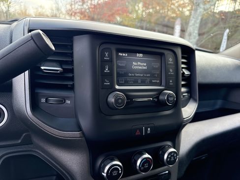 Used 2019 RAM 3500 Tradesman w/ Chrome Appearance Group image 29