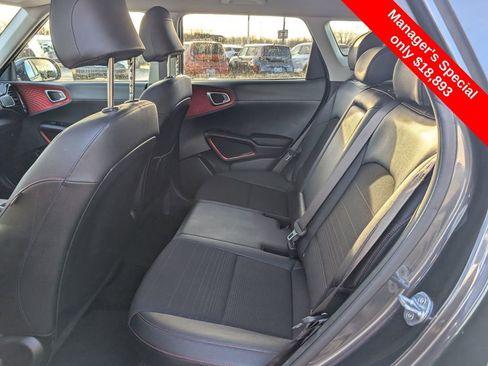 Used 2022 Kia Soul Turbo image 9