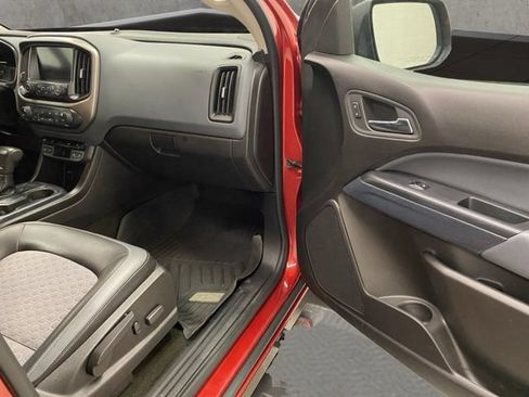 Used 2016 Chevrolet Colorado Z71 AWD/4WD image 20