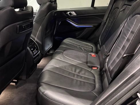 Used 2019 BMW X5 xDrive40i w/ Convenience Package AWD/4WD image 32