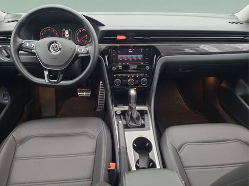 Used 2020 Volkswagen Passat 2.0T R-Line image 12