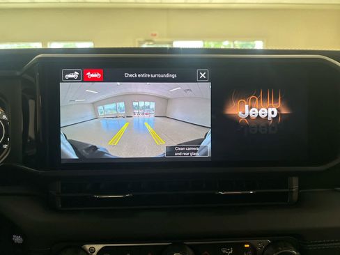 New 2025 Jeep Wrangler Unlimited Sahara image 36