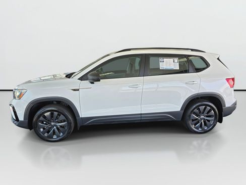 Used 2023 Volkswagen Taos S w/ Driver Assistance Package FWD image 6