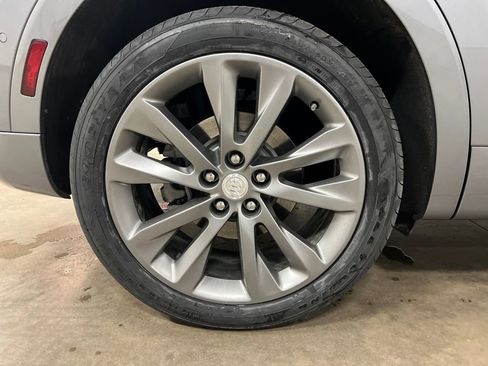 Certified 2021 Buick Envision Avenir w/ Technology Package II image 10