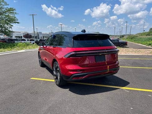 Certified 2024 Lincoln Nautilus Reserve w/ Equipment Group 202A AWD/4WD image 8