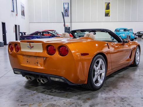 Used 2007 Chevrolet Corvette Convertible w/ Preferred Equipment Group RWD image 6