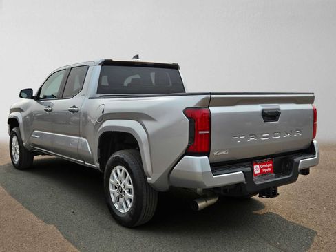 Certified 2026 Toyota Tacoma SR5 AWD/4WD image 3