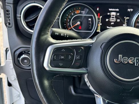 Used 2021 Jeep Wrangler Unlimited Sahara image 30