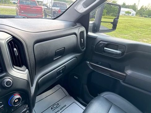 Used 2021 Chevrolet Silverado 1500 LT Trail Boss w/ Convenience Package II AWD/4WD image 39