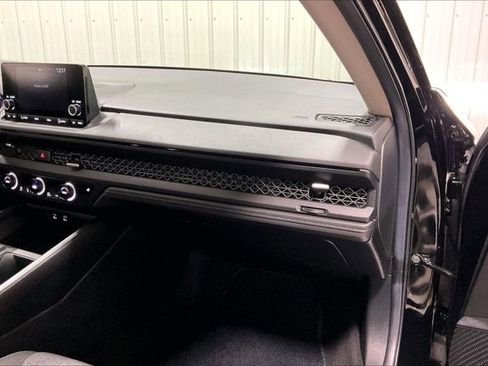 Used 2024 Honda Accord EX image 16
