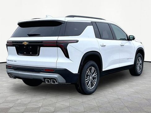 New 2026 Chevrolet Traverse LT image 6
