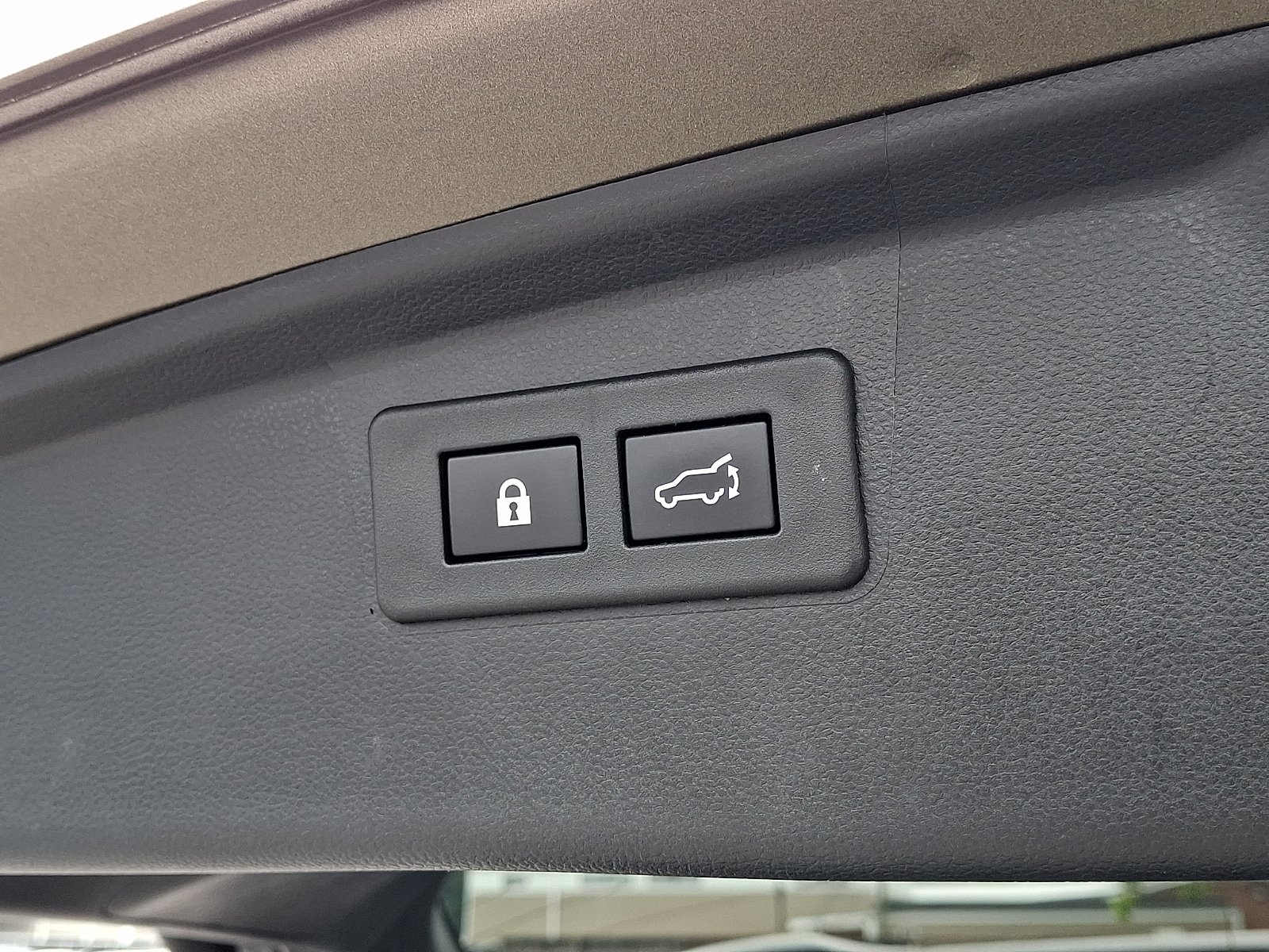 Used 2021 Subaru Outback Limited AWD/4WD image 28