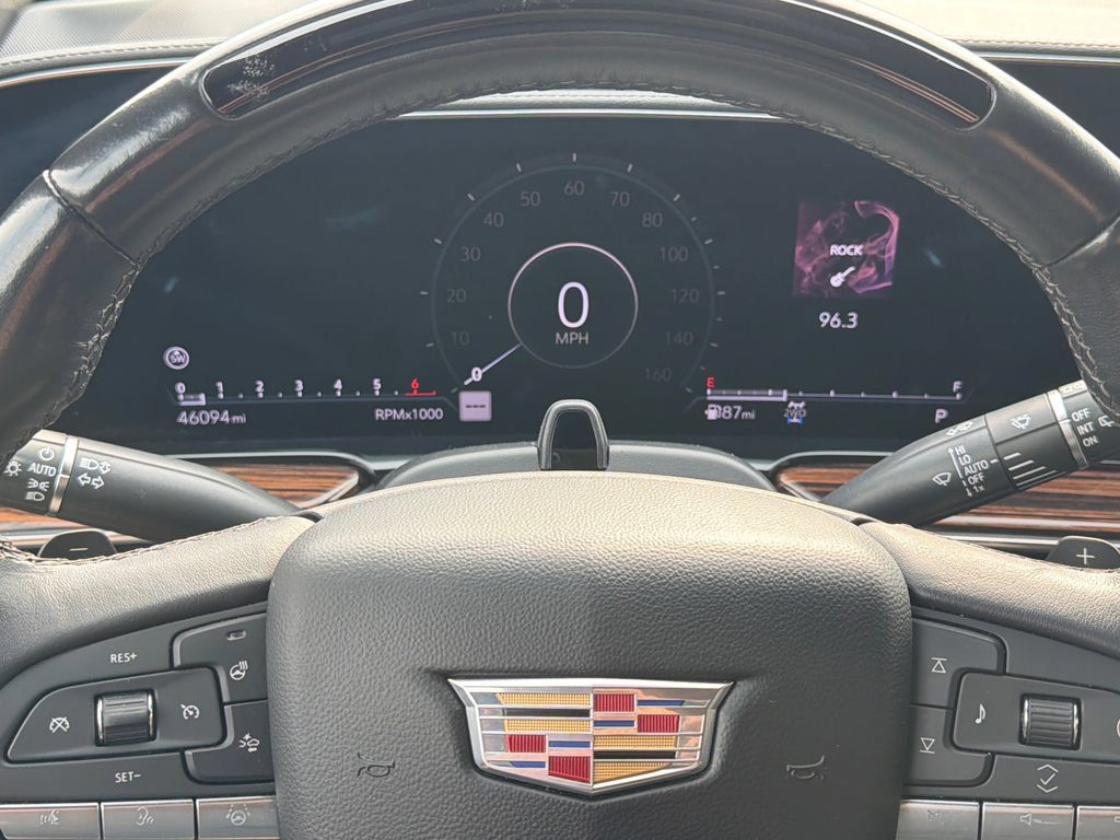 Certified 2023 Cadillac Escalade Premium Luxury AWD/4WD image 6