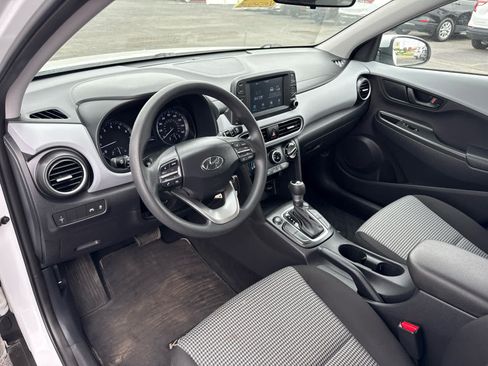 Used 2020 Hyundai Kona SE AWD/4WD image 12