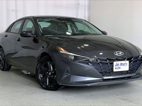 Used 2021 Hyundai Elantra SEL FWD image 33