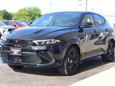 Used 2024 Dodge Hornet R/T w/ R/T Blacktop Package AWD/4WD image 13