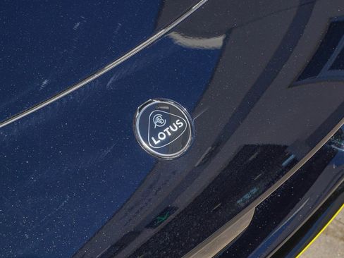 New 2026 Lotus Emira SE image 4