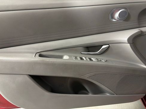 Used 2024 Hyundai Elantra Blue image 14