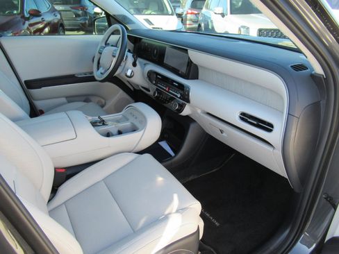 Used 2026 Hyundai Palisade Calligraphy AWD/4WD image 10