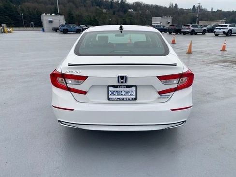 Used 2022 Honda Accord Sport image 11