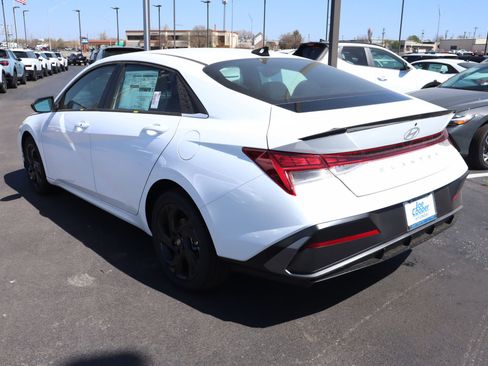 New 2026 Hyundai Elantra SEL Sport image 23