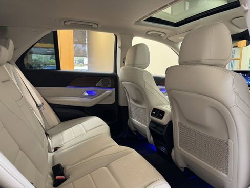 Certified 2025 Mercedes-Benz GLE 350 4MATIC image 15