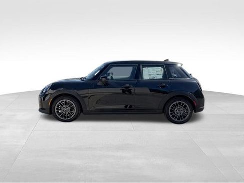 New 2026 MINI Cooper 4-Door Hardtop FWD image 8