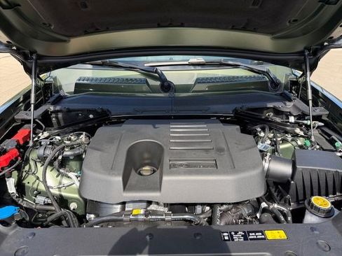 New 2026 Land Rover Defender 110 X-Dynamic SE AWD/4WD image 19