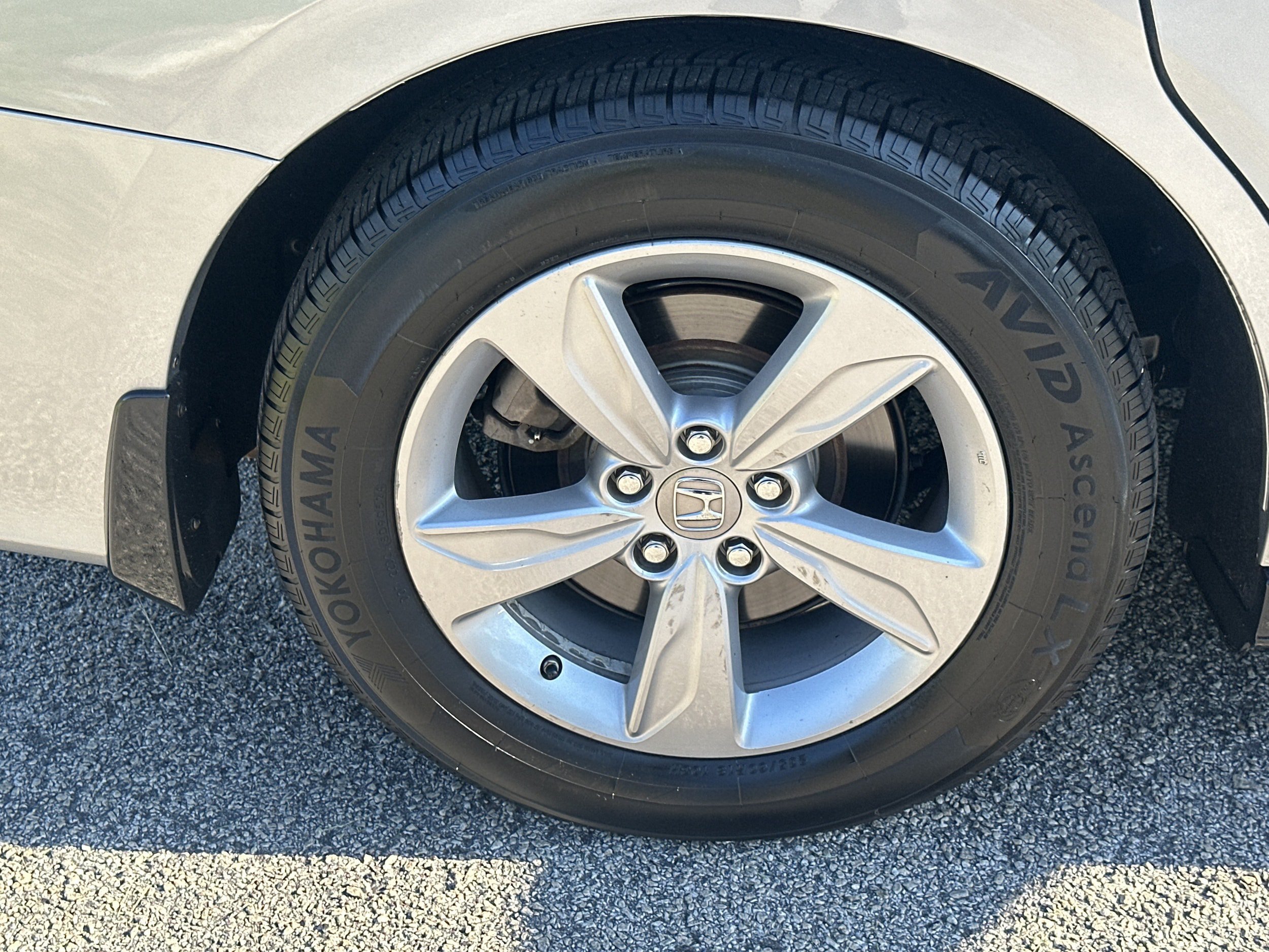 Used 2019 Honda Odyssey EX image 16