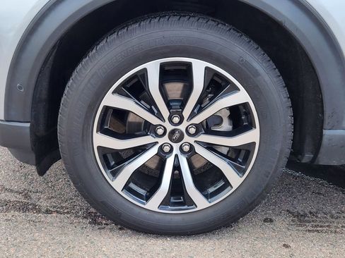 Used 2020 Ford Explorer ST w/ Premium Technology Package AWD/4WD image 8