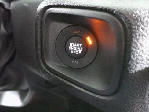 Used 2024 Jeep Gladiator Sport image 21